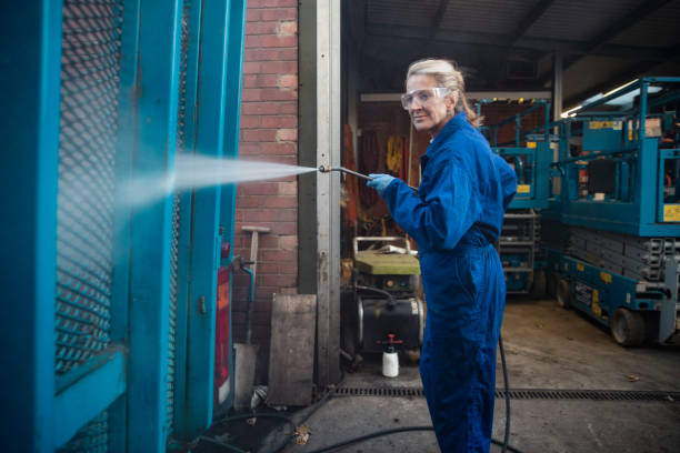 Best Sign and Awning Cleaning  in Birngham, MI